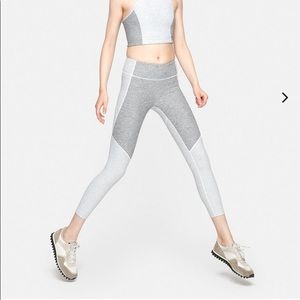 LIKE NEW Outdoor Voices Two-Tone Leggings, size S